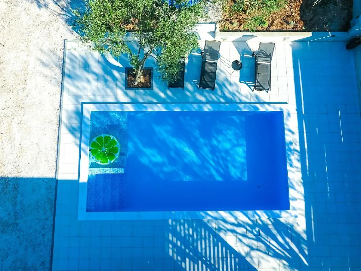 Holiday Home Relax Sveti Filip i Jakov