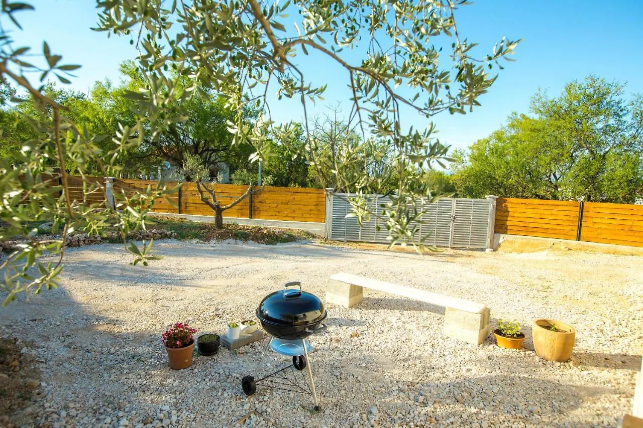 Holiday Home Relax Sveti Filip i Jakov